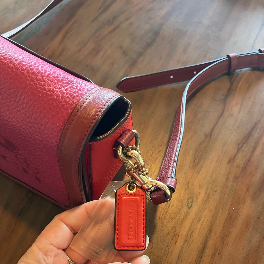 Coach Raspberry-Pink Pebbled Saddle BAG Leather Crossbody with Brown Trim - Picture 6 of 8